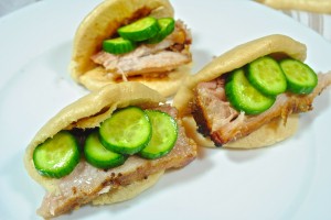 Momofuku’s Steamed Buns and Quick Pickles